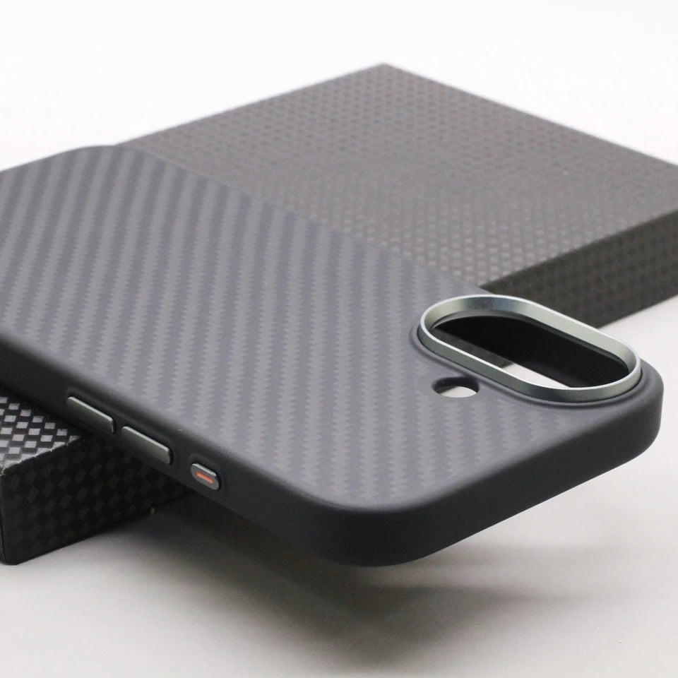 iPhone 17 Series Carbon Fiber MagSafe Case – Kevlar Aramid + Soft TPU Frame